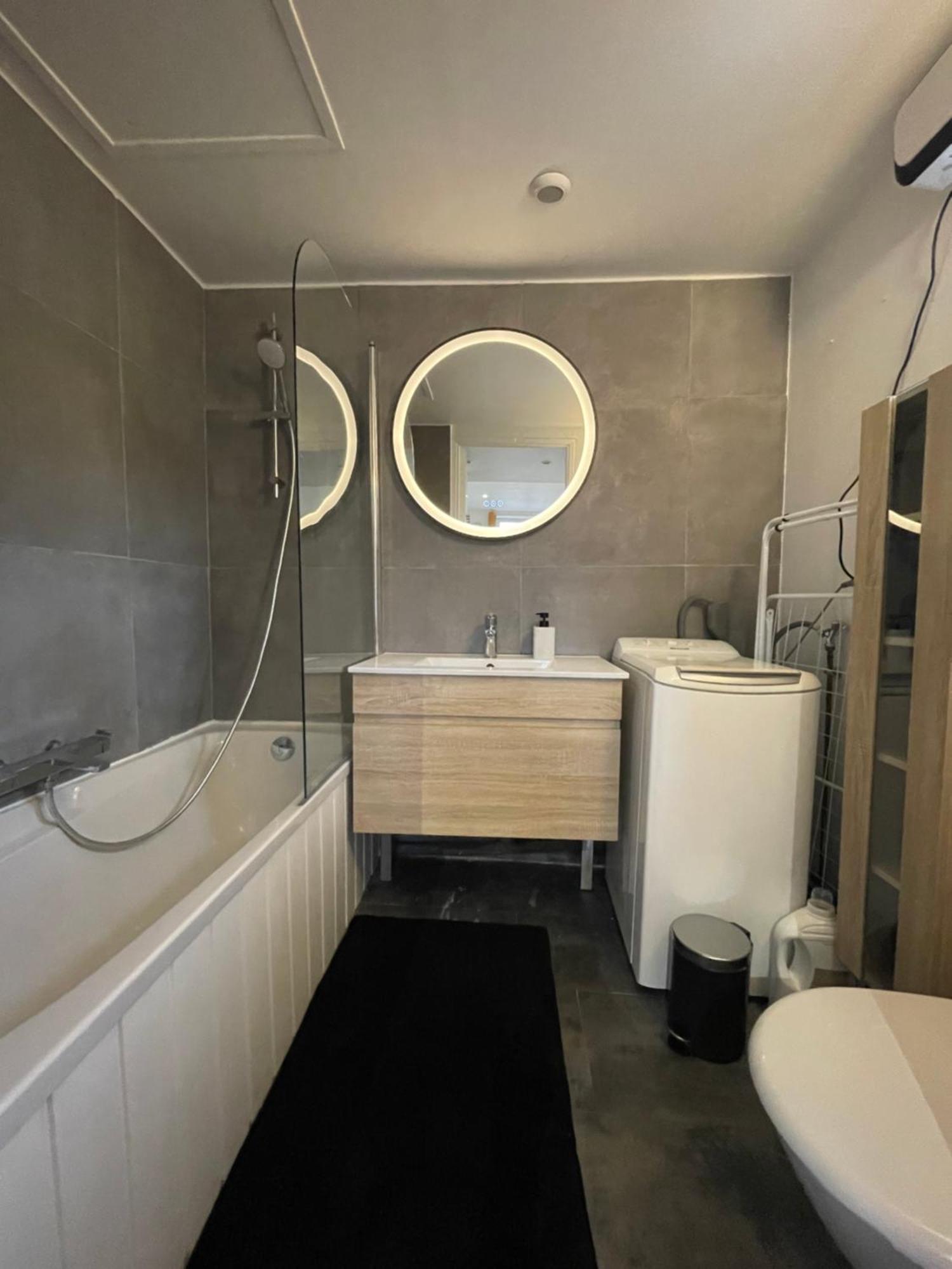 Gite Le Duplex - 5Min De La Gare Vers Lille-Lens-Arras Phalempin Exteriör bild